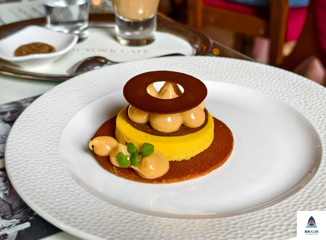 紐約宮殿咖啡,紐約咖啡館,紐約咖啡,New York Café Budapest @鯊魚大口咬