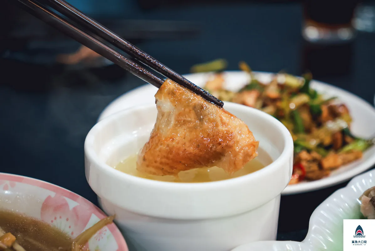 炫庄桶仔雞,炫庄桶仔雞菜單,台北桶仔雞 @鯊魚大口咬
