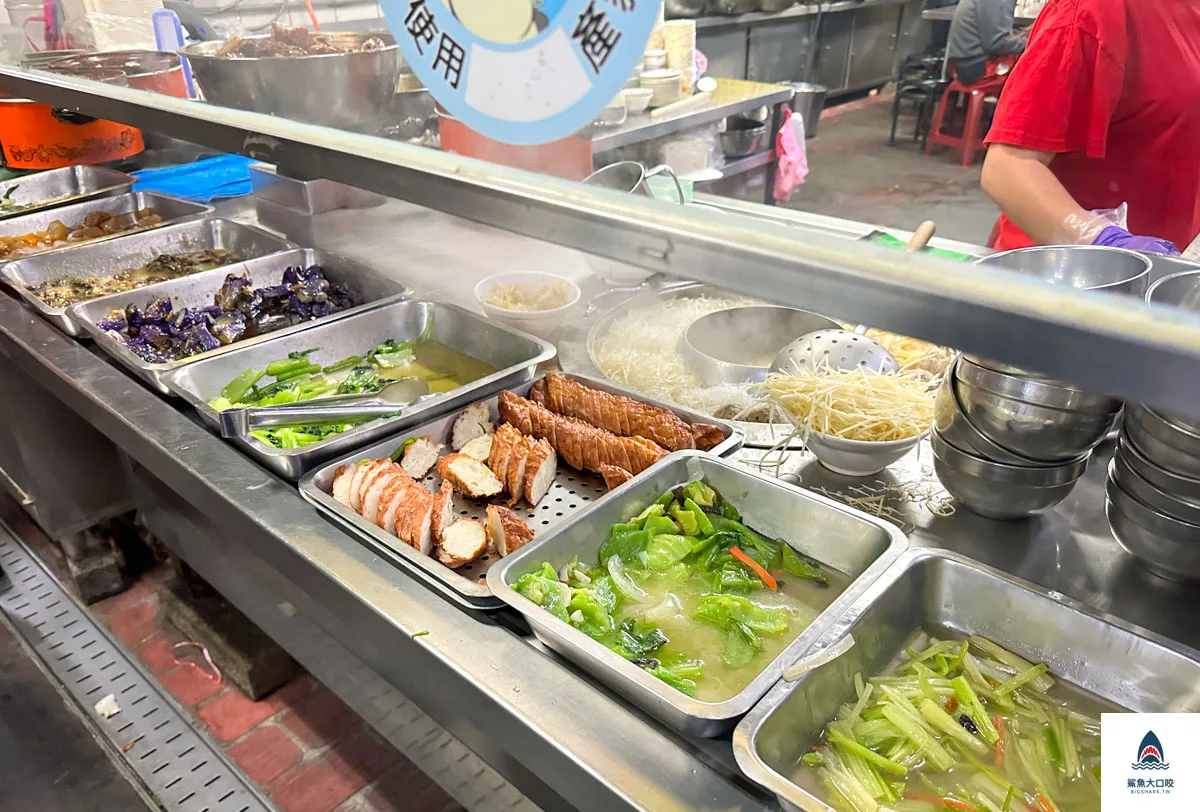 第二市場李海魯肉飯,第二市場李海魯肉飯菜單 @鯊魚大口咬 第二市場李海魯肉飯,第二市場李海魯肉飯菜單 @鯊魚大口咬