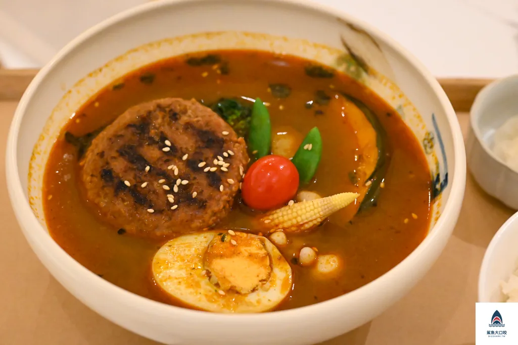 台中咖哩,小荳湯咖哩,台中湯咖哩,台中素食咖哩 @鯊魚大口咬