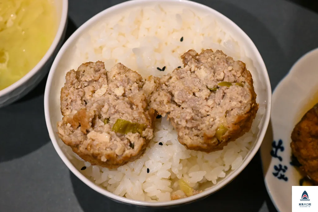 東海美食,看著拌,台中西屯家庭料理,台中中科家庭料理 @鯊魚大口咬
