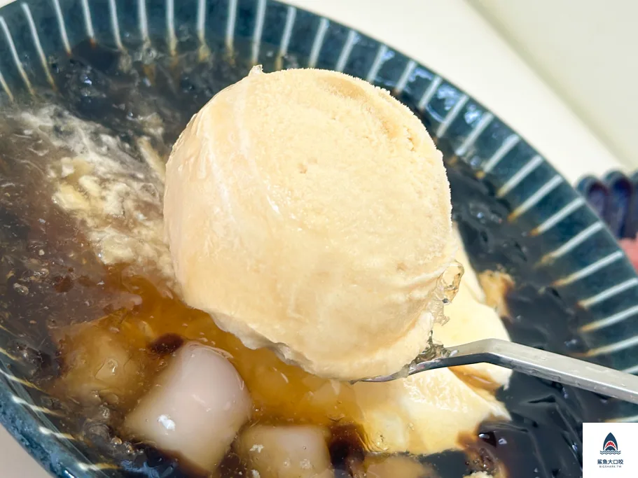 湁晚冰,西屯豆花 @鯊魚大口咬 湁晚冰,西屯豆花 @鯊魚大口咬