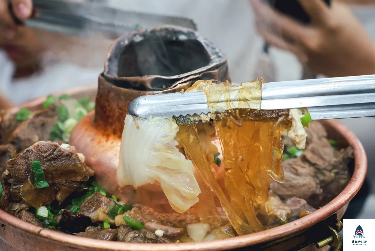 鈺鳳牛羊肉火鍋,鈺鳳牛羊肉火鍋菜單,鈺鳳牛羊肉火鍋訂位 @鯊魚大口咬