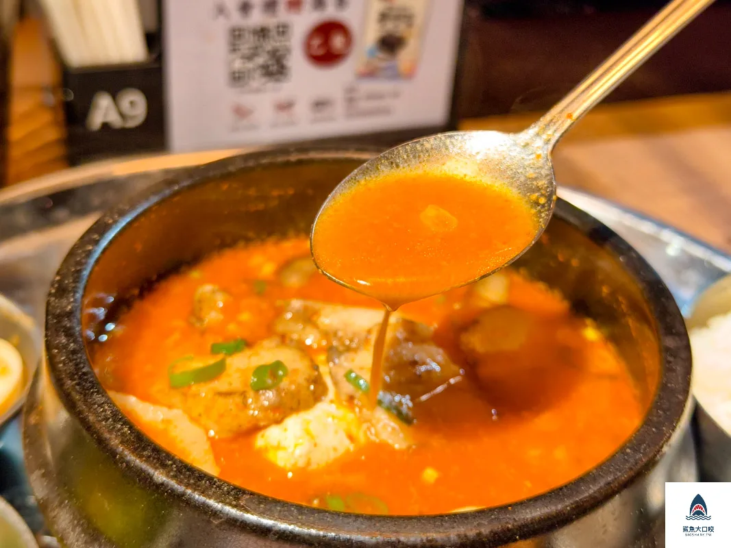 金春喜韓廚豬肉湯飯,金春喜韓廚,金春喜韓廚菜單,金春喜韓廚訂位 @鯊魚大口咬