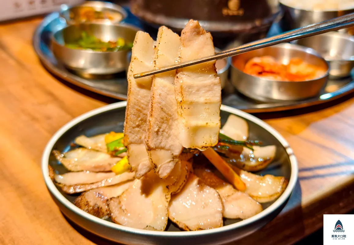 金春喜韓廚豬肉湯飯,金春喜韓廚,金春喜韓廚菜單,金春喜韓廚訂位 @鯊魚大口咬
