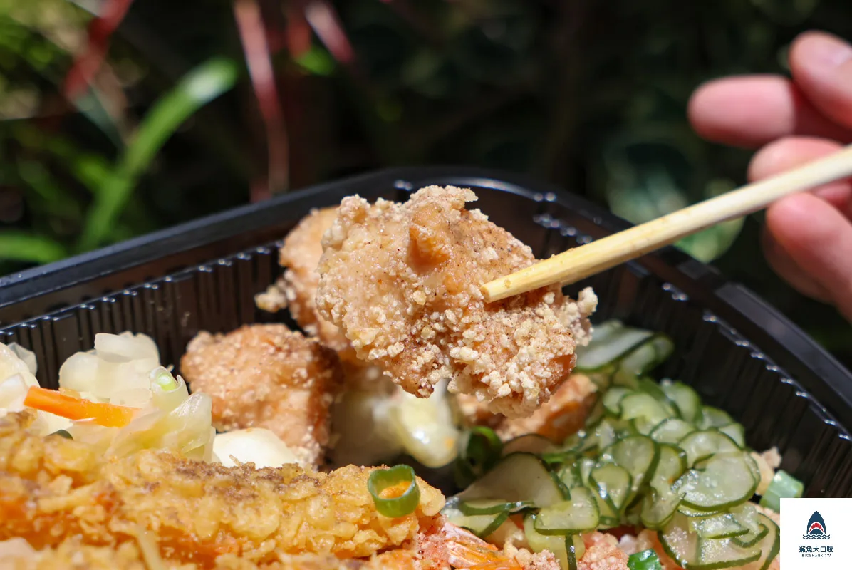 正光照相館,正光照相館菜單,正光照相館訂位,正光照相館大腸包小腸,正光照相館米腸香腸切 @鯊魚大口咬