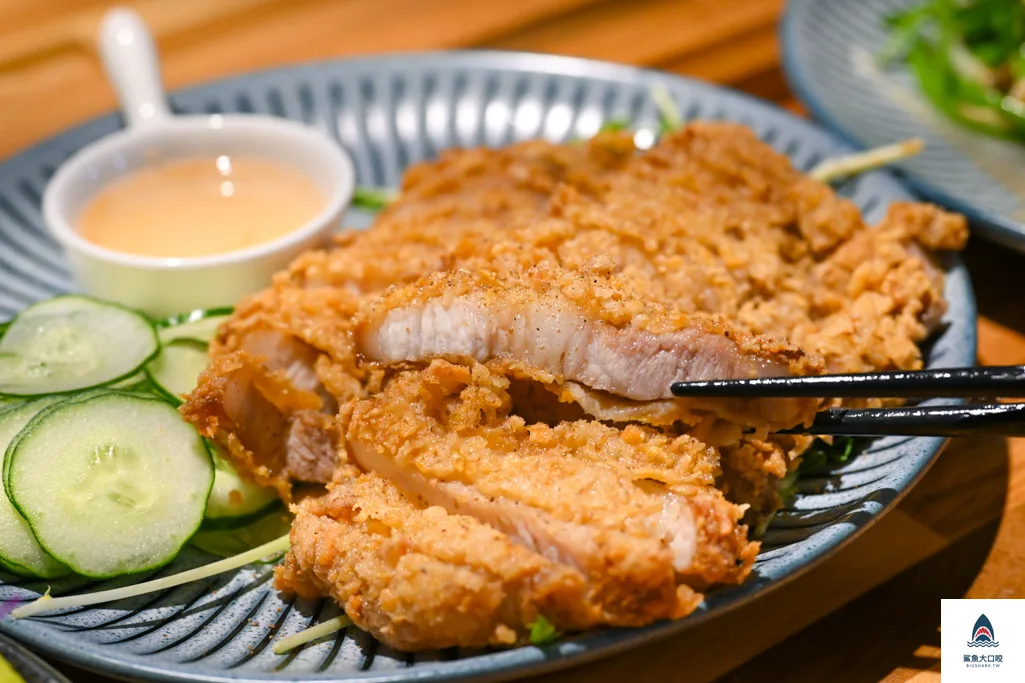 台中簡餐,阿陞功夫廚房,台中美食,北屯美食 @鯊魚大口咬