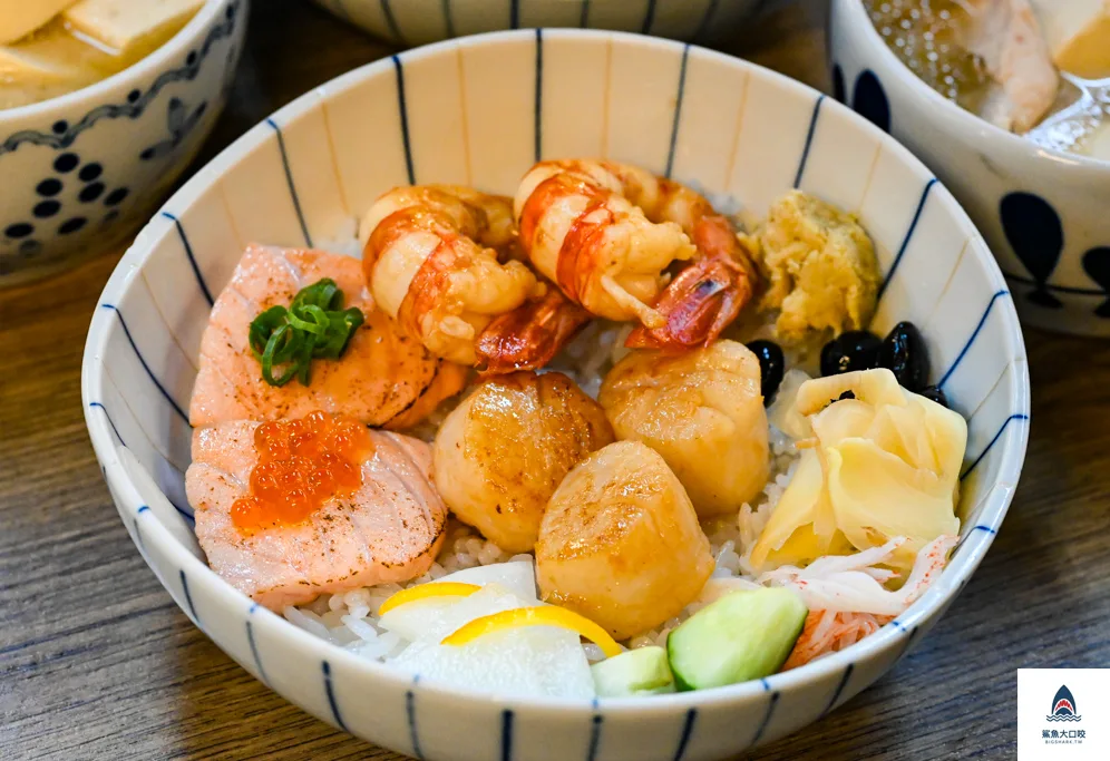 台北生魚片丼飯推薦,迪化街美食,永樂市場美食,漁匠甘霖 @鯊魚大口咬 台北生魚片丼飯推薦,迪化街美食,永樂市場美食,漁匠甘霖 @鯊魚大口咬