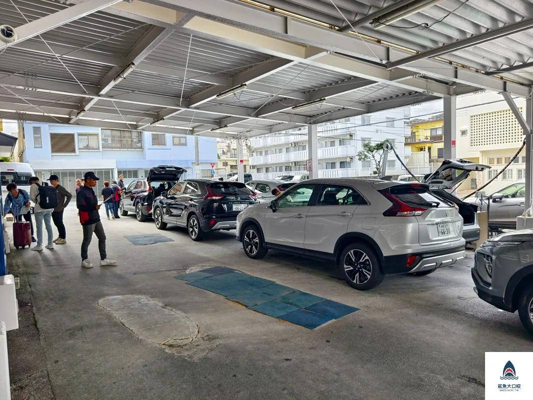 【沖繩租車推薦】沖繩Jnet Rental Car，全日語員工接待依然方便！ @鯊魚大口咬