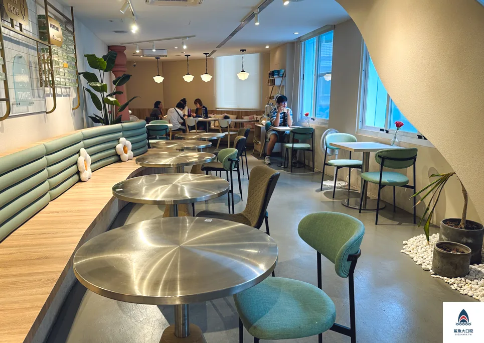 台中全日早午餐,台中美食,台中早午餐,台中咖啡廳,Lusine Cafe,全日早午餐,勤美商圈美食 @鯊魚大口咬