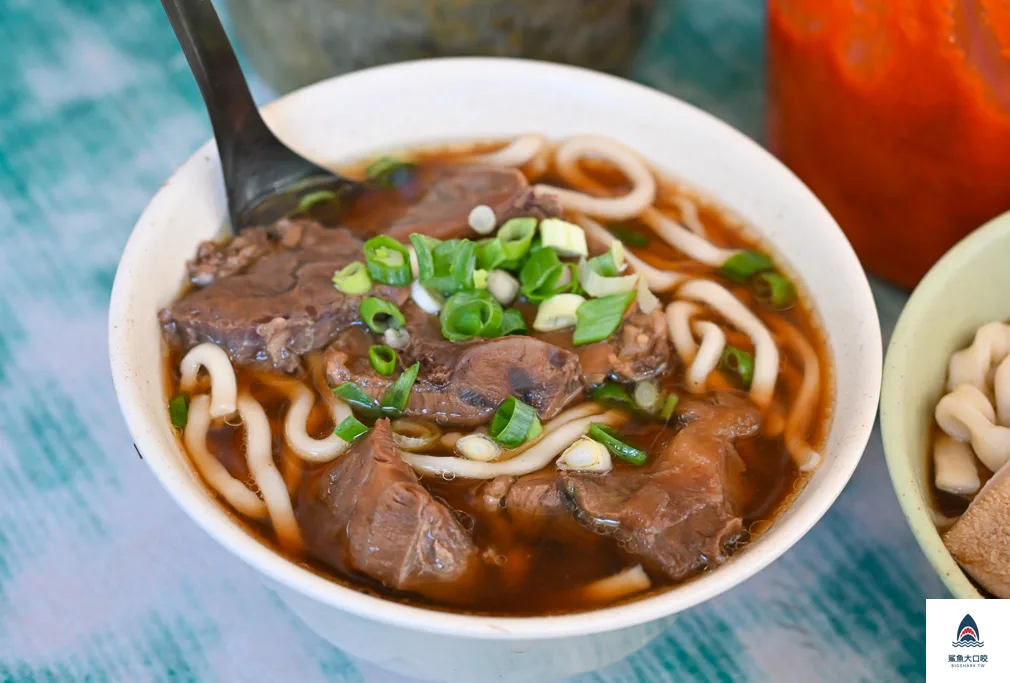 西門美食,老劉刀切牛肉麵,台北牛肉麵,西門牛肉麵 @鯊魚大口咬 西門美食,老劉刀切牛肉麵,台北牛肉麵,西門牛肉麵 @鯊魚大口咬