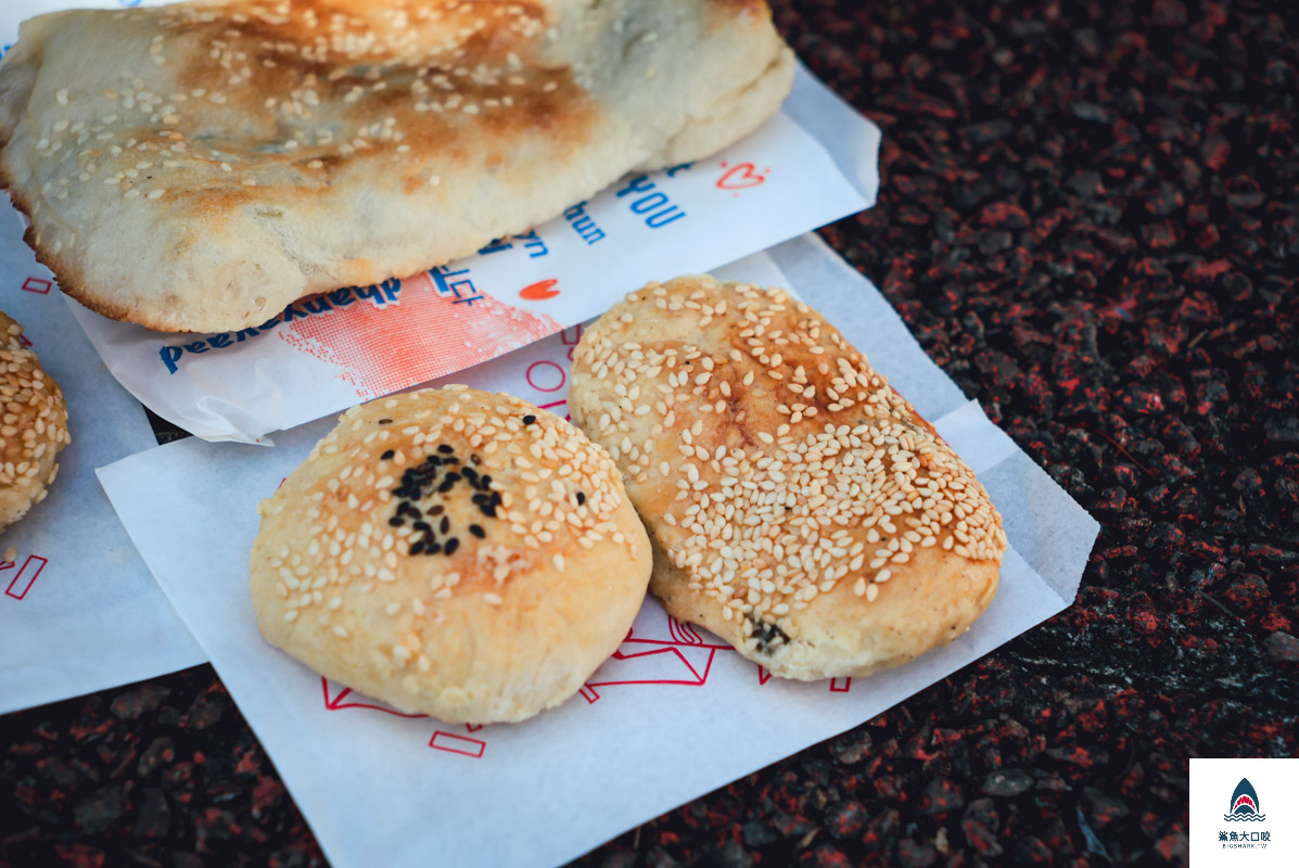 上海蟹殼黃小酥餅,第五市場小吃,第五市場美食,鄭記上海蟹殼黃小酥餅,蟹殼黃小酥餅,台中蟹殼黃 @鯊魚大口咬