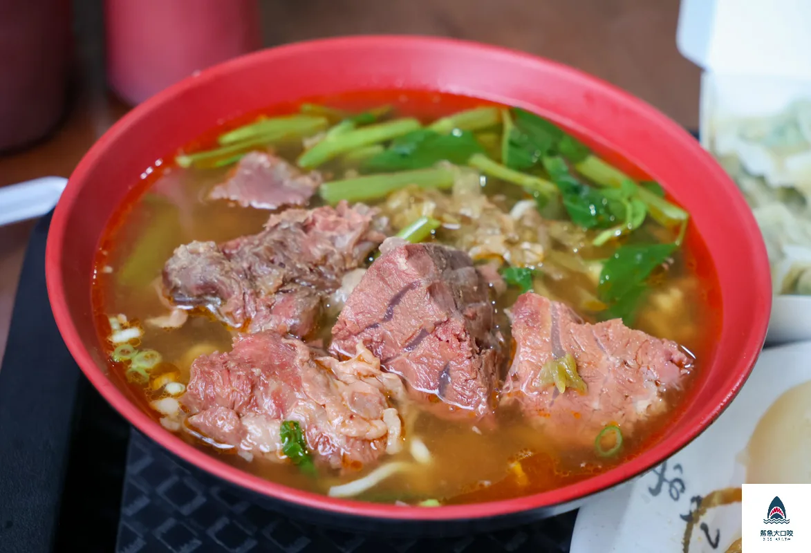 龍華閣川味牛肉麵,龍華閣川味牛肉麵菜單,龍華閣川味牛肉麵訂位 @鯊魚大口咬