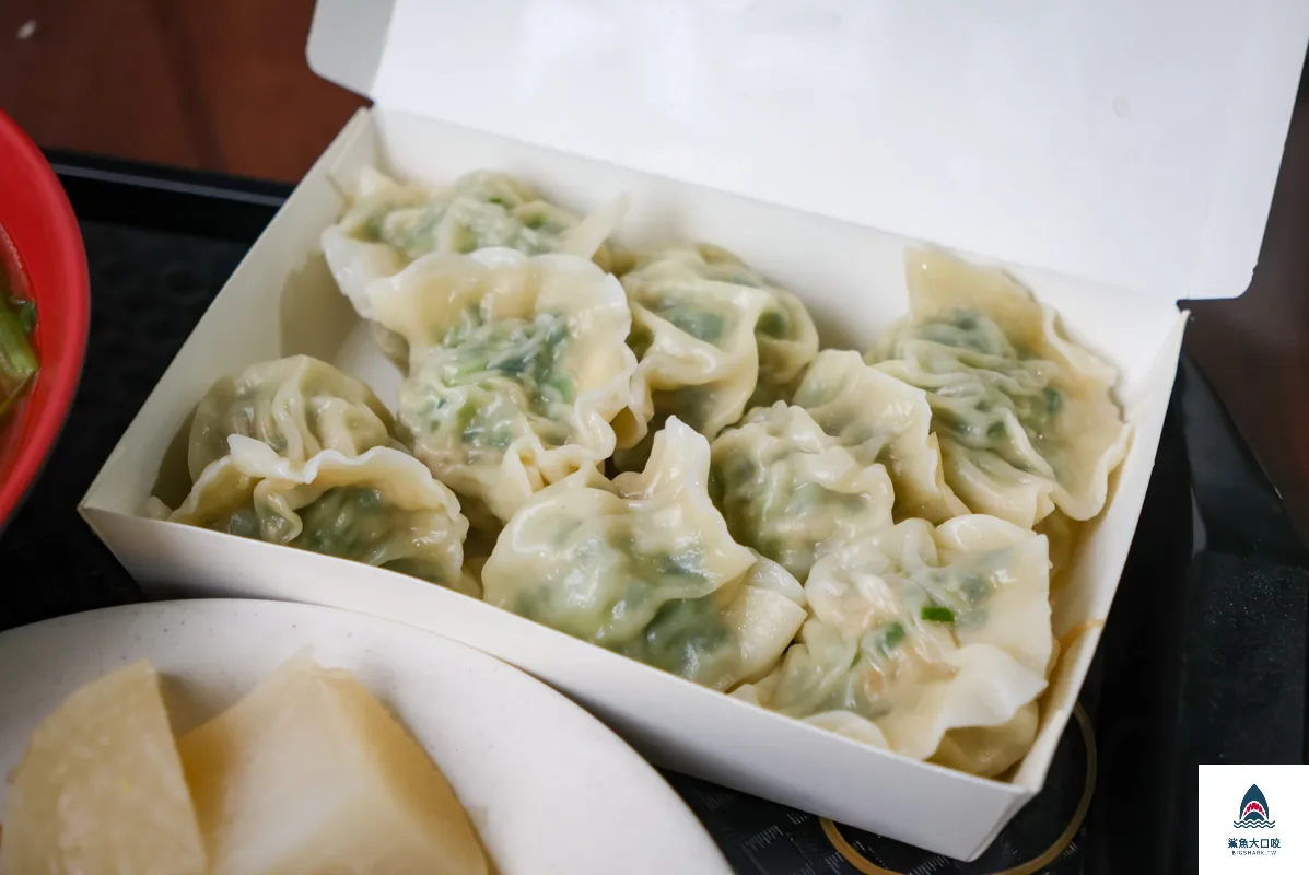 龍華閣川味牛肉麵,龍華閣川味牛肉麵菜單,龍華閣川味牛肉麵訂位 @鯊魚大口咬
