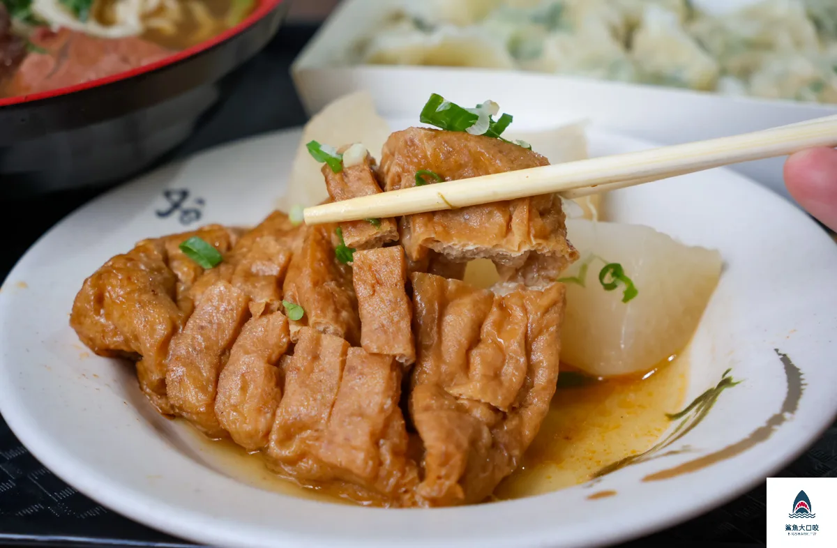 龍華閣川味牛肉麵,龍華閣川味牛肉麵菜單,龍華閣川味牛肉麵訂位 @鯊魚大口咬