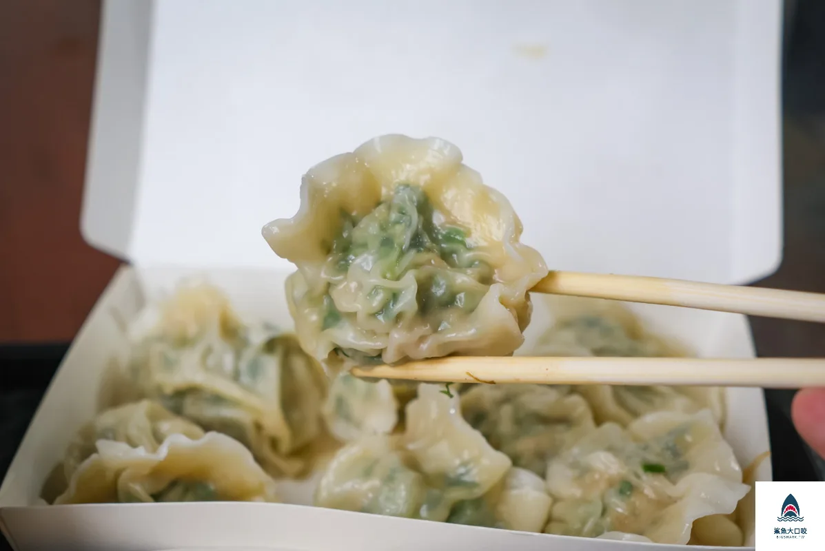 龍華閣川味牛肉麵,龍華閣川味牛肉麵菜單,龍華閣川味牛肉麵訂位 @鯊魚大口咬