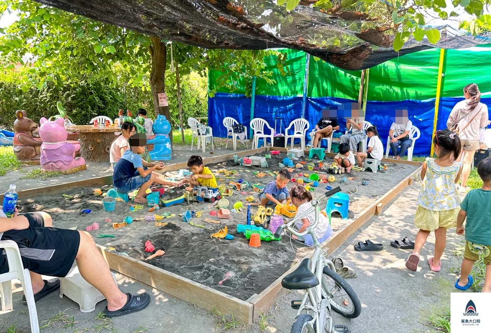 長頸鹿休閒農場,彰化玩水公園,彰化玩水景點,彰化親子景點 @鯊魚大口咬