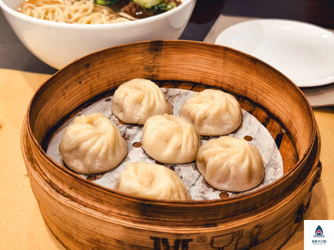 米蘭美食推薦,米蘭亞洲餐廳 @鯊魚大口咬