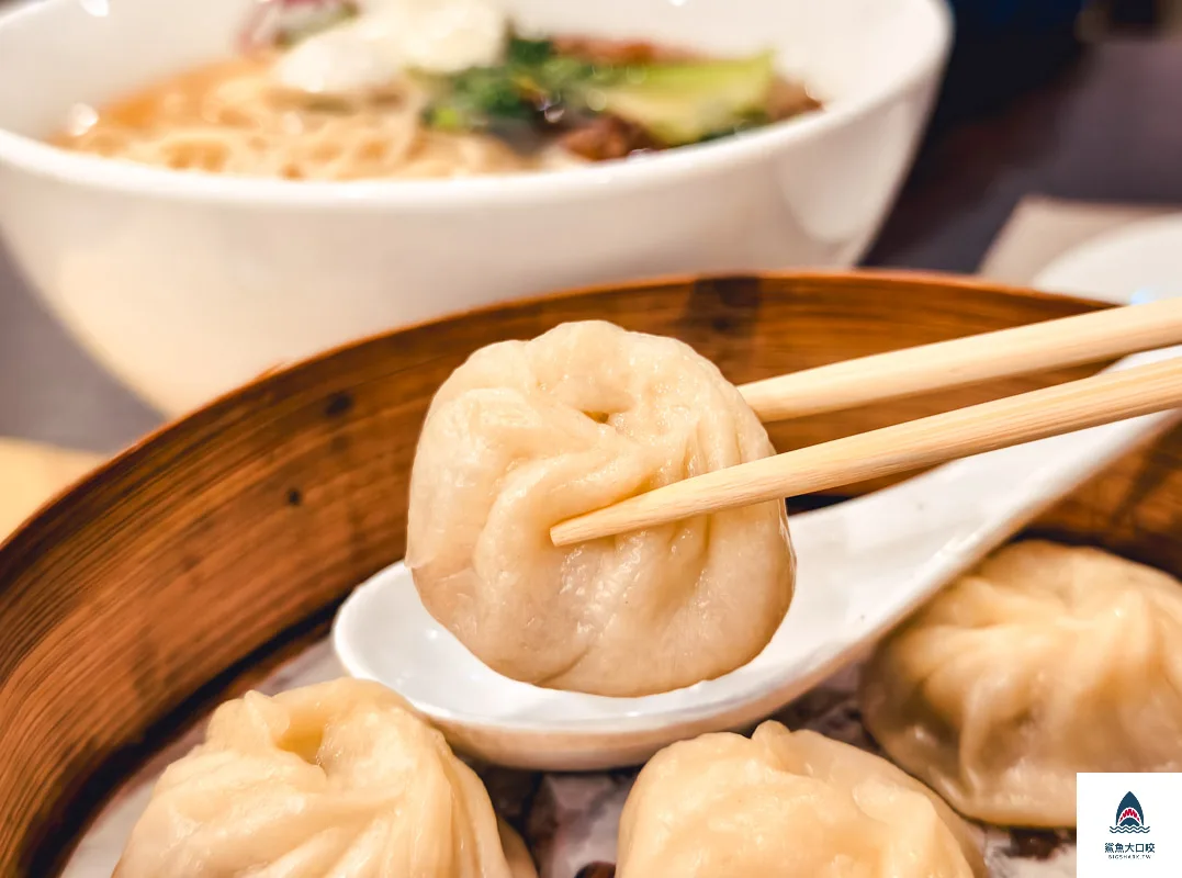 米蘭美食推薦,米蘭亞洲餐廳 @鯊魚大口咬