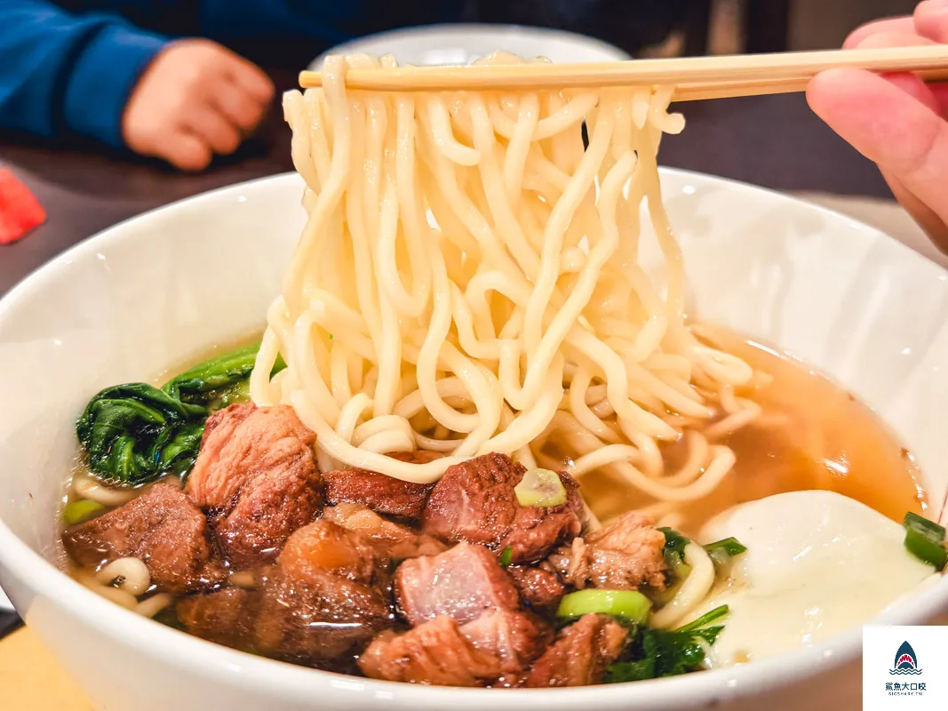 米蘭美食推薦,米蘭亞洲餐廳 @鯊魚大口咬
