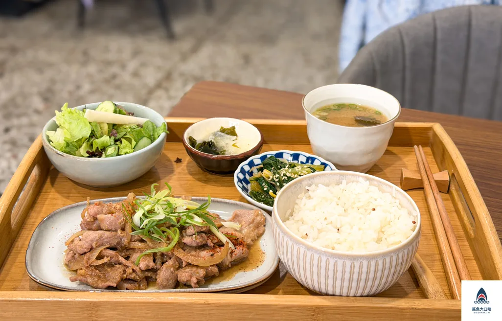 台中家庭料理,米粟日式定食,西區日式定食,大墩美食,台中定食推薦 @鯊魚大口咬 台中家庭料理,米粟日式定食,西區日式定食,大墩美食,台中定食推薦 @鯊魚大口咬