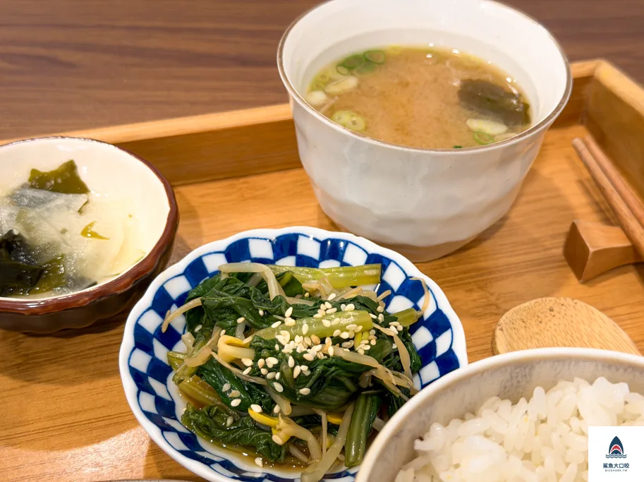 台中家庭料理,米粟日式定食,西區日式定食,大墩美食,台中定食推薦 @鯊魚大口咬