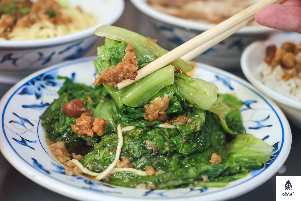 士林美食推薦,士林肉羹推薦,捷運士林站美食推薦,光輝肉羹,士林美食 @鯊魚大口咬