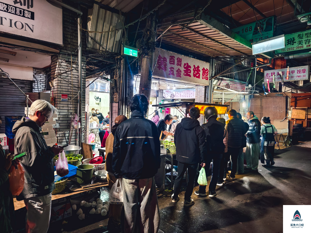 士林美食推薦,士林肉羹推薦,捷運士林站美食推薦,光輝肉羹,士林美食 @鯊魚大口咬