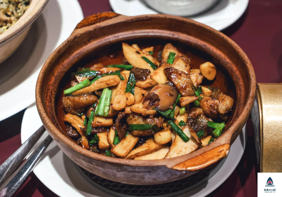 粵亮廣式料理,粵亮廣式料理菜單,南港六福萬怡酒店粵亮廣式料理 @鯊魚大口咬