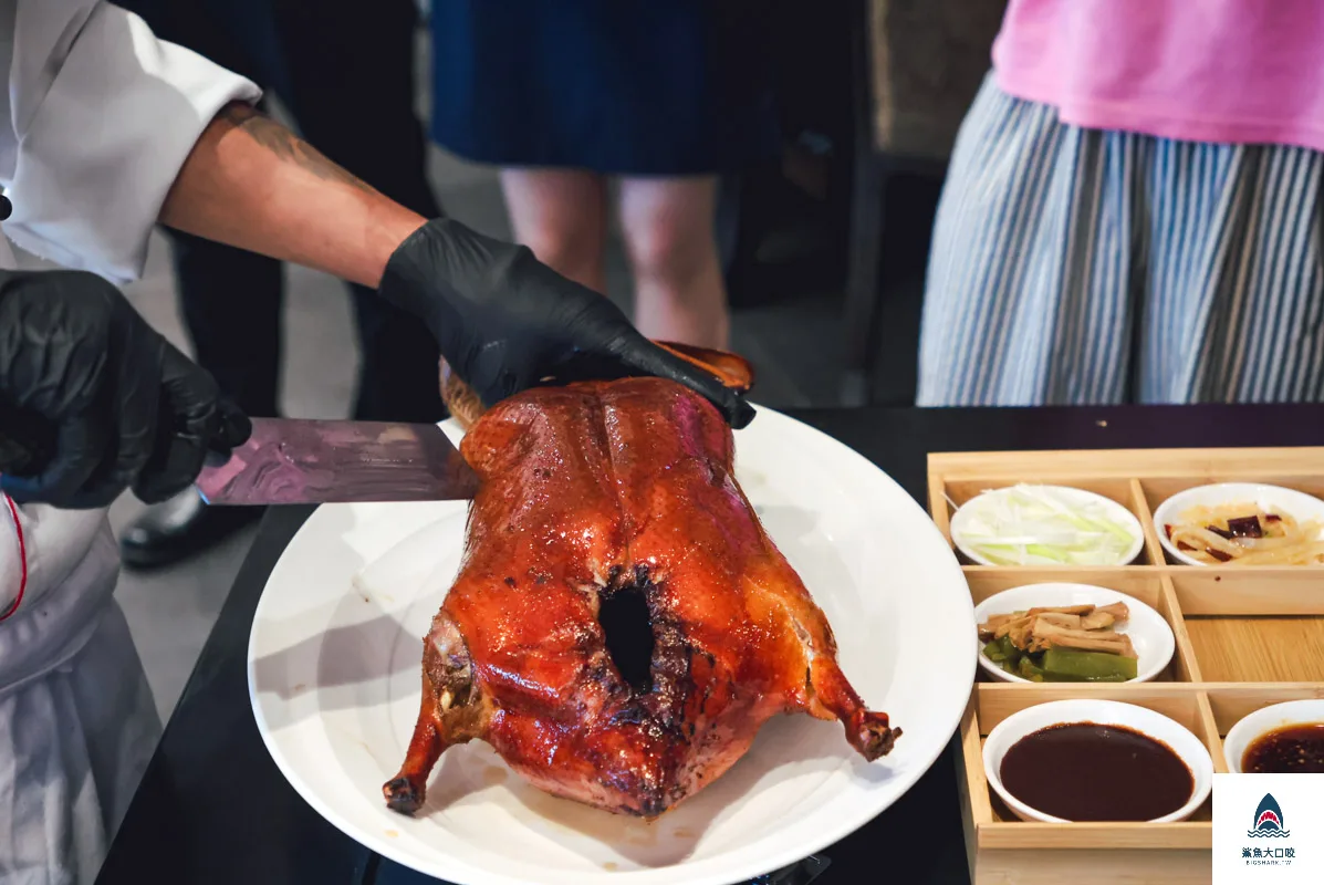 粵亮廣式料理,粵亮廣式料理菜單,南港六福萬怡酒店粵亮廣式料理 @鯊魚大口咬