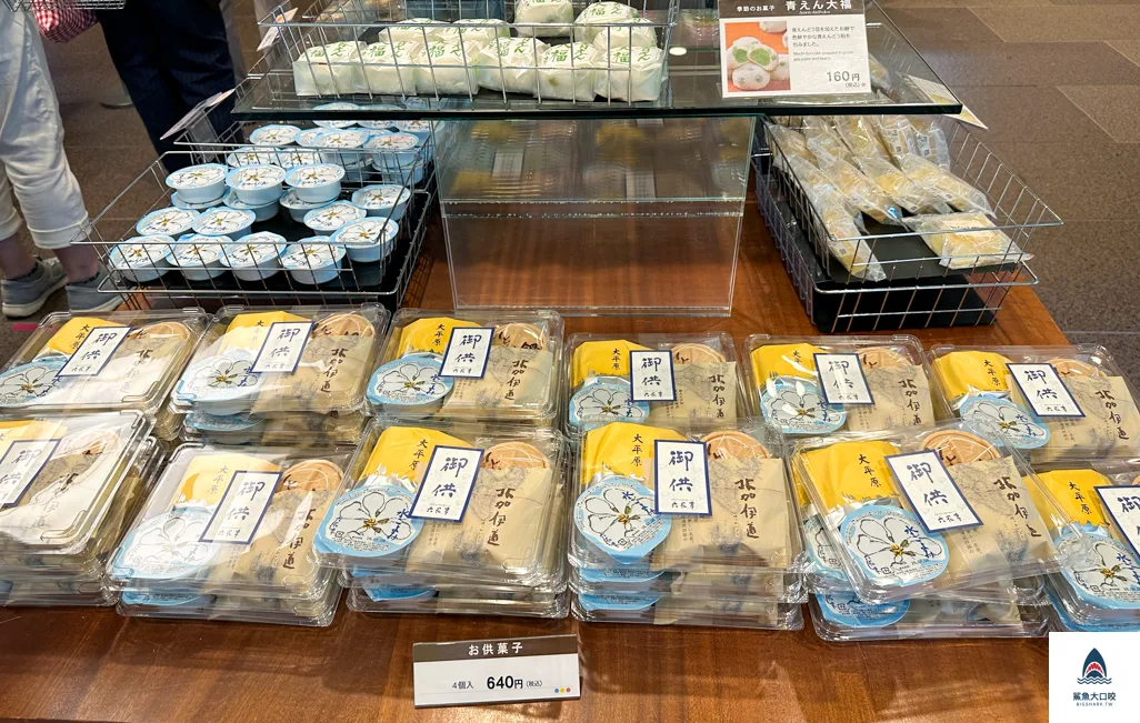 六花亭,北海道必買,北海道伴手禮,札幌下午茶,札幌六花亭 @鯊魚大口咬 六花亭,北海道必買,北海道伴手禮,札幌下午茶,札幌六花亭 @鯊魚大口咬