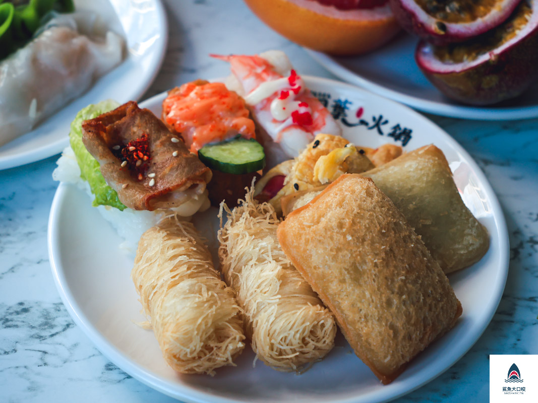 羽葉火鍋,羽葉麻辣火鍋菜單,羽葉麻辣火鍋價格,三重火鍋吃到飽,羽葉麻辣火鍋,蘆洲火鍋吃到飽,羽葉麻辣火鍋價位,羽葉麻辣火鍋停車場,三重麻辣鍋吃到飽,蘆洲麻辣鍋吃到飽 @鯊魚大口咬