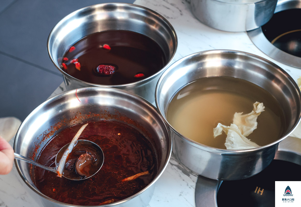 羽葉火鍋,羽葉麻辣火鍋菜單,羽葉麻辣火鍋價格,三重火鍋吃到飽,羽葉麻辣火鍋,蘆洲火鍋吃到飽,羽葉麻辣火鍋價位,羽葉麻辣火鍋停車場,三重麻辣鍋吃到飽,蘆洲麻辣鍋吃到飽 @鯊魚大口咬