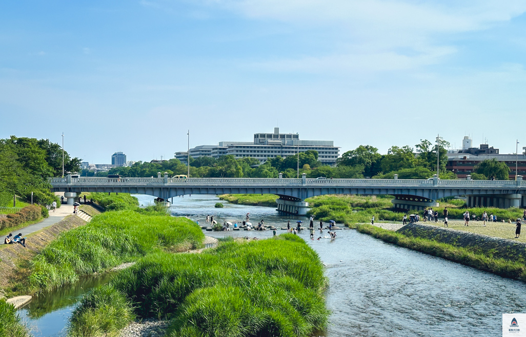 鴨川甜點,鴨川景點,出町雙葉ふたば,出町柳美食,鴨川美食 @鯊魚大口咬 鴨川甜點,鴨川景點,出町雙葉ふたば,出町柳美食,鴨川美食 @鯊魚大口咬