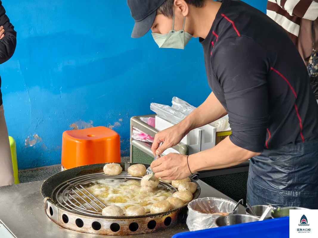 新蹲著吃肉圓,新蹲著吃肉圓菜單 @鯊魚大口咬 新蹲著吃肉圓,新蹲著吃肉圓菜單 @鯊魚大口咬
