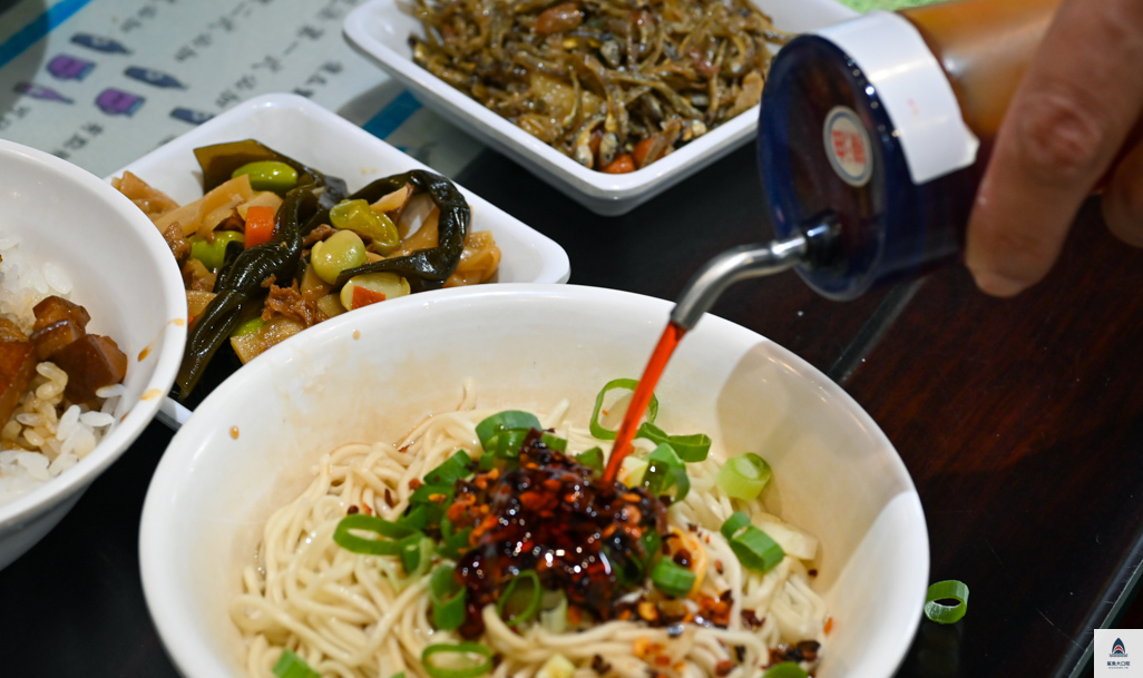 小南門福州傻瓜乾麵,小南門美食,台北傻瓜乾麵 @鯊魚大口咬
