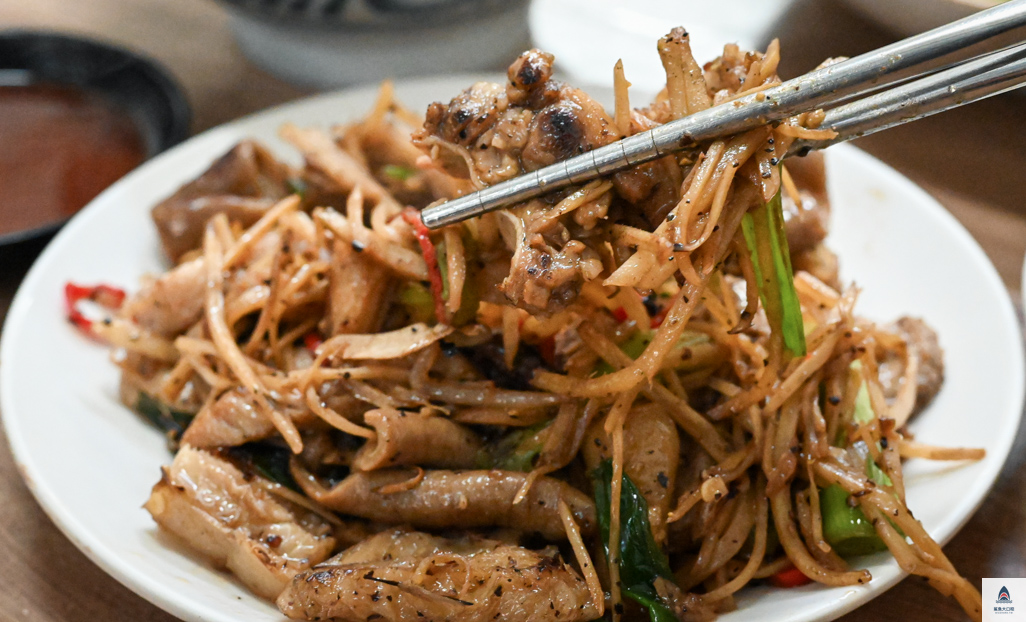 華西街美食,台北炒牛肉推薦,郭家炒牛肉菜單,萬華美食,郭家炒牛肉 @鯊魚大口咬