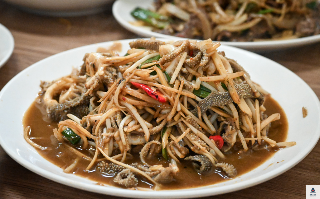 華西街美食,台北炒牛肉推薦,郭家炒牛肉菜單,萬華美食,郭家炒牛肉 @鯊魚大口咬 華西街美食,台北炒牛肉推薦,郭家炒牛肉菜單,萬華美食,郭家炒牛肉 @鯊魚大口咬