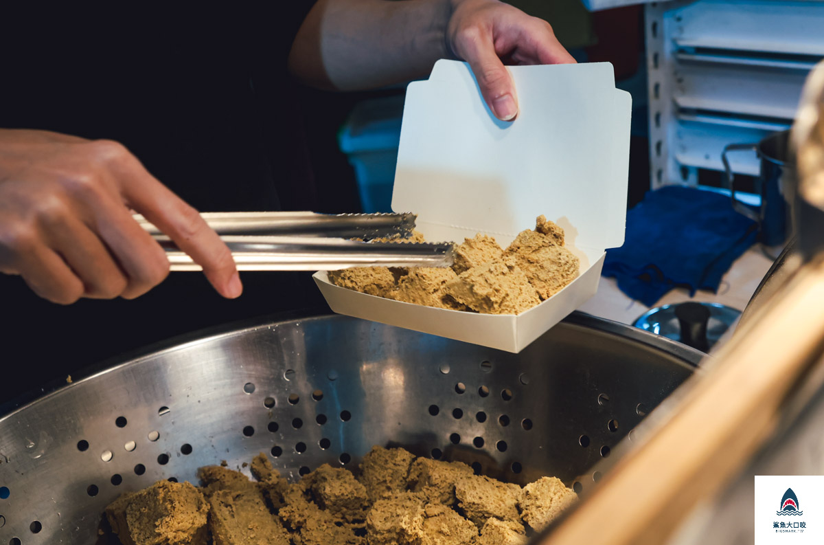 一派胡塩臭豆腐士林可愛店,一派胡塩臭豆腐士林可愛店菜單,一派胡塩臭豆腐,一派胡塩臭豆腐菜單 @鯊魚大口咬