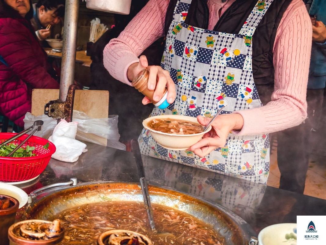 水湳市場新港香菇肉羹,水湳市場新港香菇肉羹菜單 @鯊魚大口咬