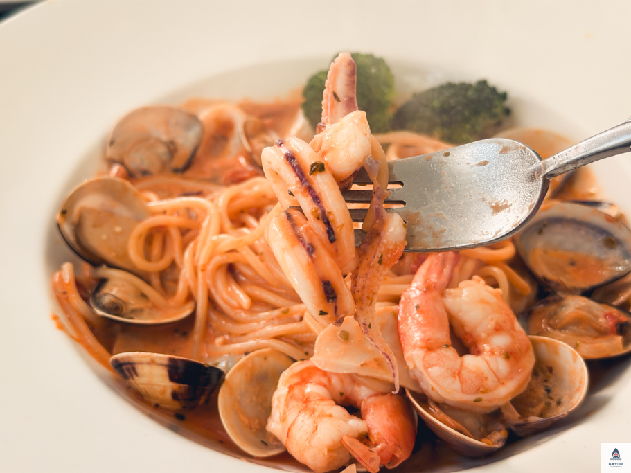 台中義大利麵,台中義式料理,台中佛羅羅斯義法料理,東海美食推薦,東海國際藝術街美食 @鯊魚大口咬