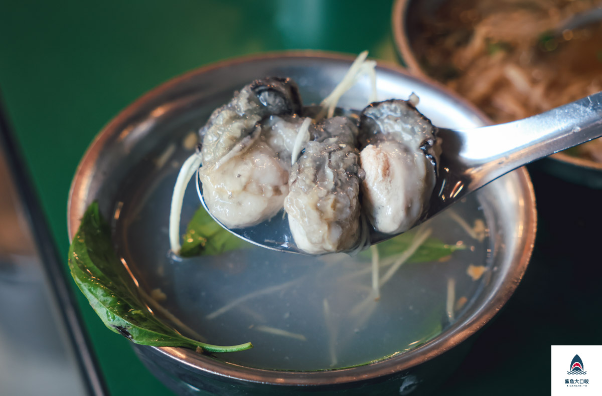 阿川蚵仔麵線,阿川蚵仔麵線菜單 @鯊魚大口咬 阿川蚵仔麵線,阿川蚵仔麵線菜單 @鯊魚大口咬