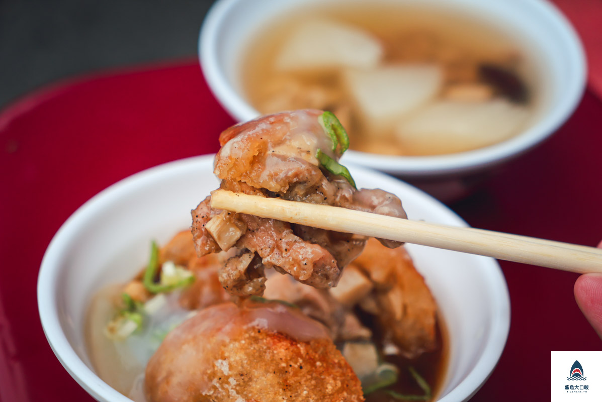 台中肉圓,台中脆皮肉圓推薦,吳記脆皮肉圓,吳記脆皮肉圓菜單,太原路肉圓,脆皮肉圓 台中 @鯊魚大口咬