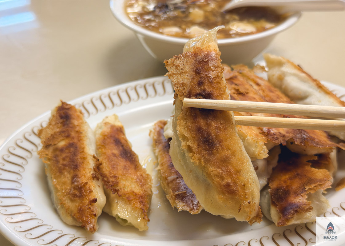 彰化美食,北斗美食,彰化好吃鍋貼推薦,北斗中華鍋貼,中華鍋貼菜單 @鯊魚大口咬 彰化美食,北斗美食,彰化好吃鍋貼推薦,北斗中華鍋貼,中華鍋貼菜單 @鯊魚大口咬