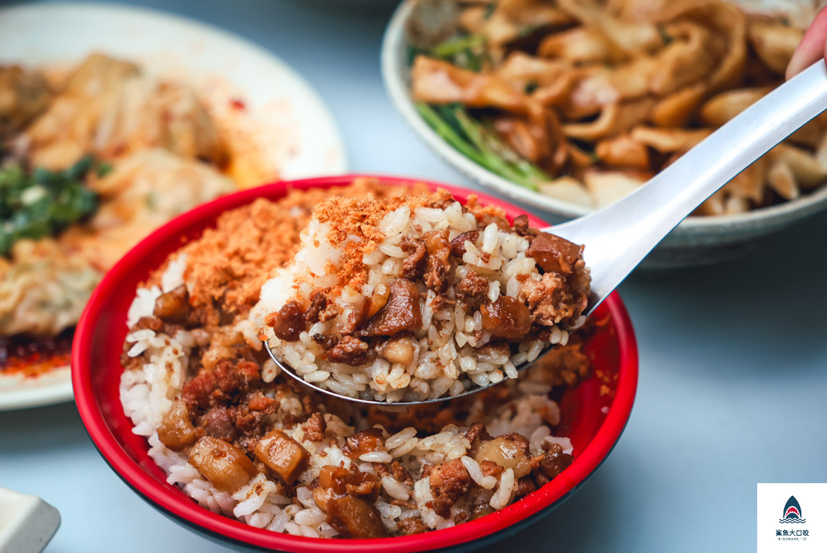 鼎騰牛肉麵菜單,鼎騰牛肉麵 @鯊魚大口咬