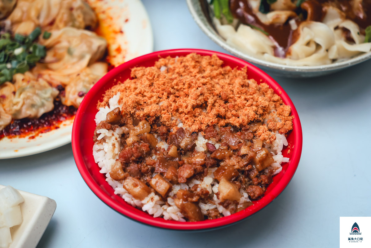 鼎騰牛肉麵菜單,鼎騰牛肉麵 @鯊魚大口咬