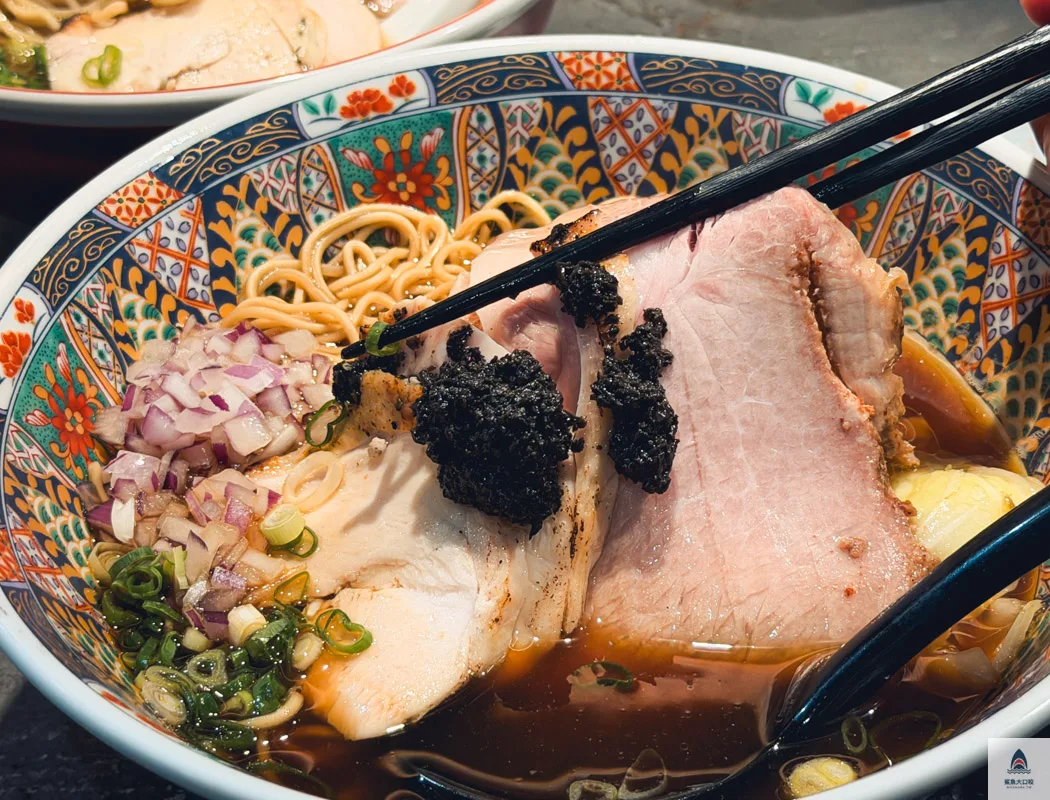 台中拉麵推薦,麵屋黑心,黑心麵屋,台中好吃拉麵,台中日式拉麵,霧峰美食推薦 @鯊魚大口咬 台中拉麵推薦,麵屋黑心,黑心麵屋,台中好吃拉麵,台中日式拉麵,霧峰美食推薦 @鯊魚大口咬