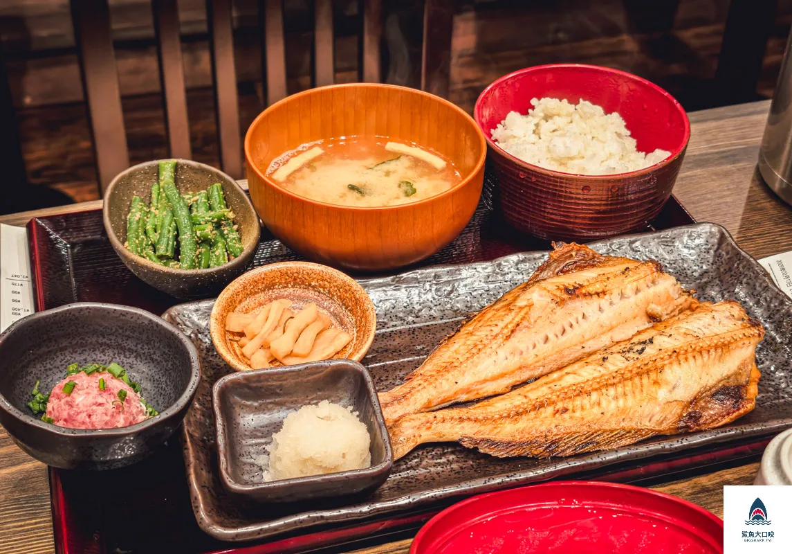 京都烤魚餐廳,京都美食,しんぱち食堂,日本新八食堂,烏丸站美食 @鯊魚大口咬