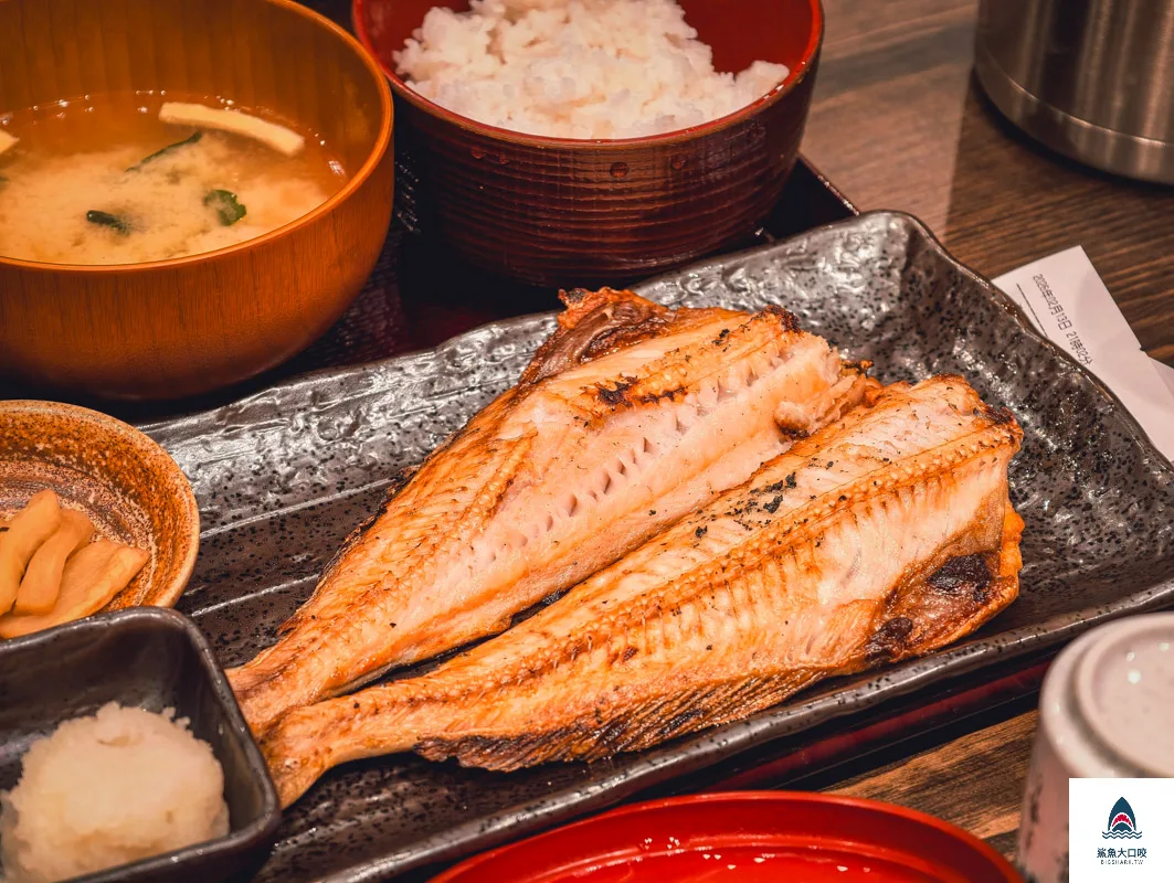 京都烤魚餐廳,京都美食,しんぱち食堂,日本新八食堂,烏丸站美食 @鯊魚大口咬