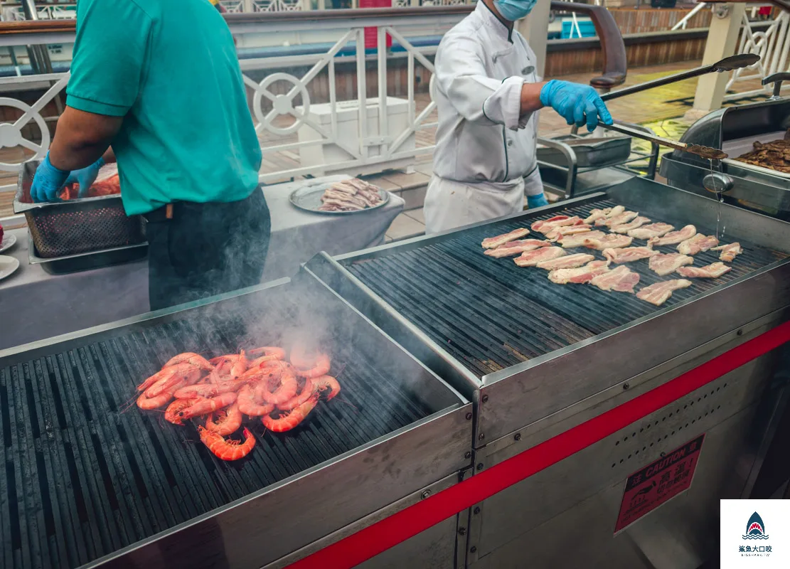 麗星郵輪探索星號麗都餐廳BBQ,麗星郵輪探索星號麗都餐廳BBQ介紹 @鯊魚大口咬 麗星郵輪探索星號麗都餐廳BBQ,麗星郵輪探索星號麗都餐廳BBQ介紹 @鯊魚大口咬